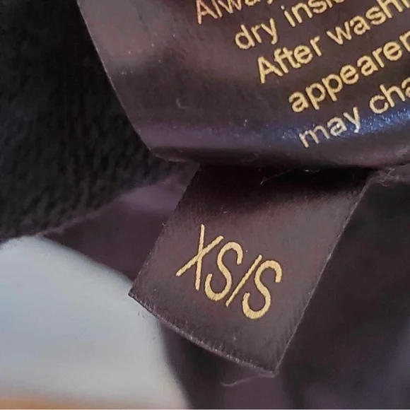 Designer Diana Vapsve Casual Knit Dress - Picture 8 of 10